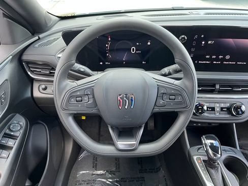 New 2026 Buick Envista Preferred FWD image 15