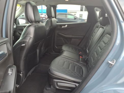 Used 2024 Ford Escape SE w/ PHEV Premium Package FWD image 11