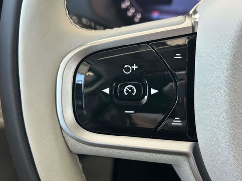 New 2026 Volvo XC60 B5 Ultra w/ Protection Package Premier image 22