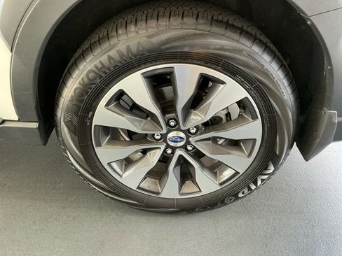 Used 2025 Subaru Outback Limited w/ Popular Package #2 image 27