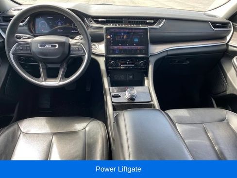 Used 2023 Jeep Grand Cherokee Limited AWD/4WD image 5
