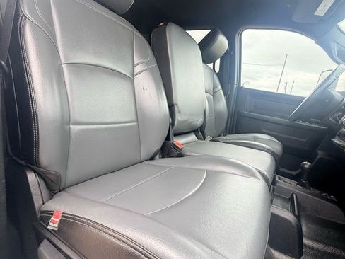 Used 2021 RAM 3500 Tradesman w/ Chrome Appearance Group AWD/4WD image 16