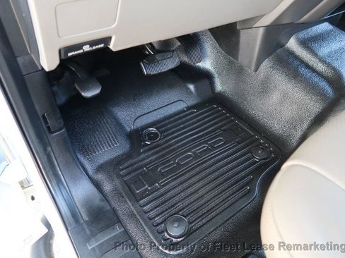 Used 2021 Ford F250 XL w/ Power Equipment Group RWD image 12