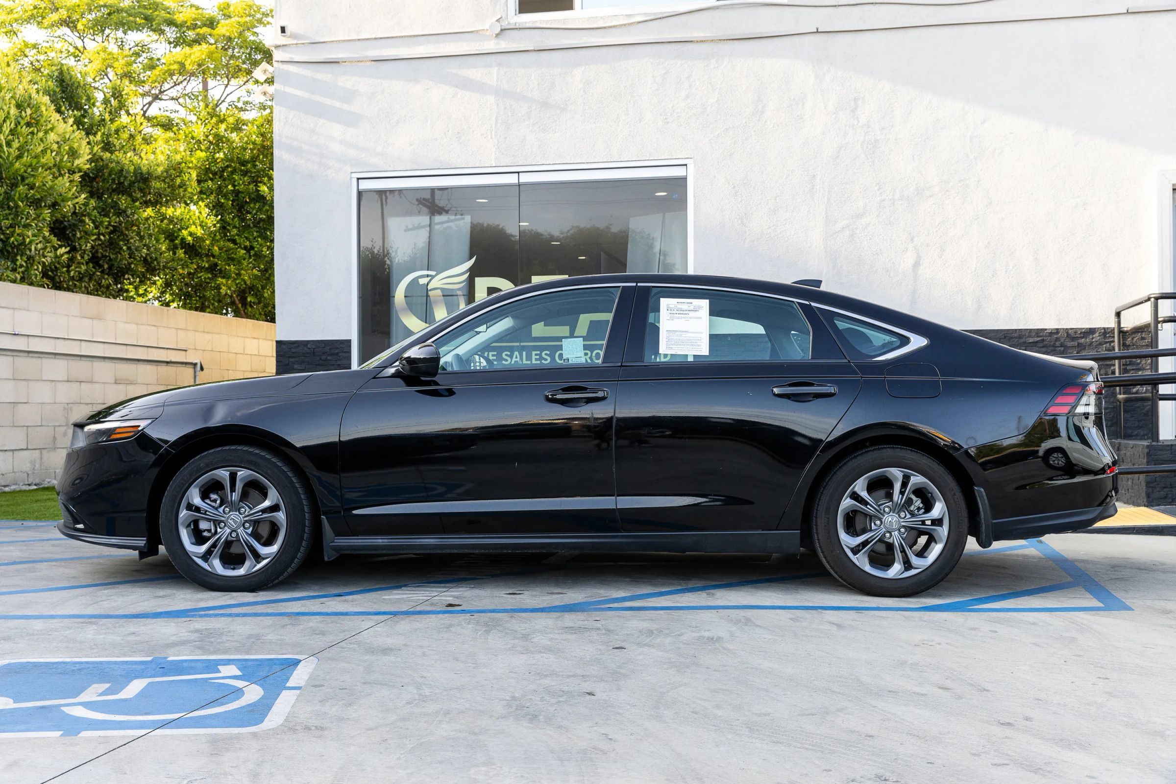 Used 2023 Honda Accord EX image 14