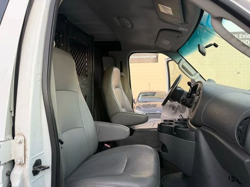 Used 2008 Ford E-350 and Econoline 350 Super Duty image 17