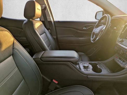 Used 2023 GMC Acadia Denali w/ Black Diamond Edition image 22