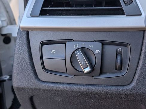 Used 2018 BMW 320i 320i image 30