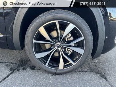 New 2026 Volkswagen Atlas SEL Premium R-Line