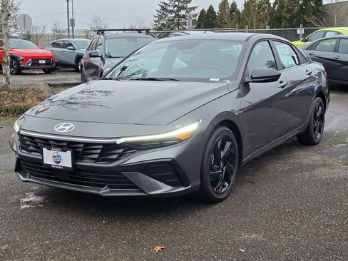 New 2026 Hyundai Elantra SEL Sport Premium image 3