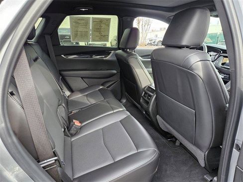 Certified 2025 Cadillac XT5 Premium Luxury image 18
