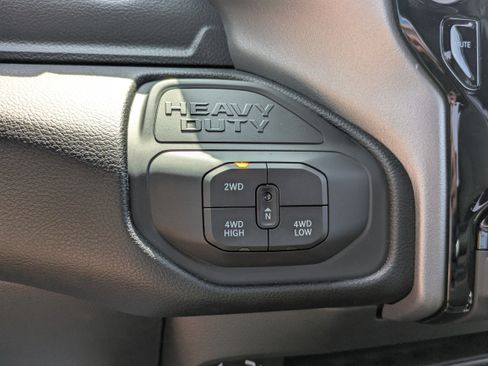Used 2026 RAM 2500 Big Horn AWD/4WD image 16