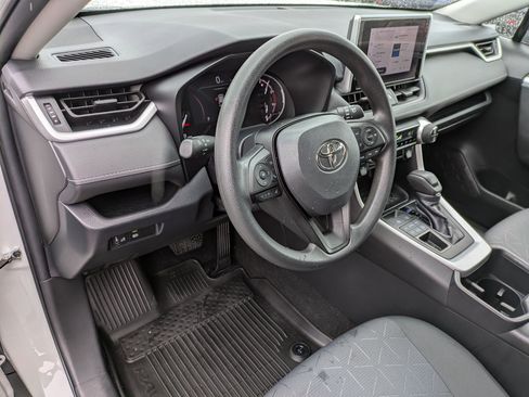 Used 2023 Toyota RAV4 XLE image 8