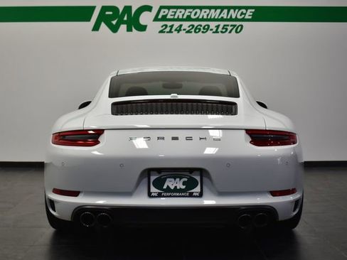 Used 2018 Porsche 911 Carrera RWD image 25