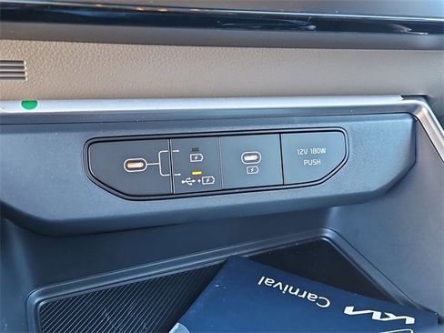 New 2026 Kia Carnival LXS image 26