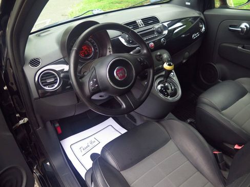 Used 2012 FIAT 500 Sport w/ Safety & Convenience Pkg FWD image 7