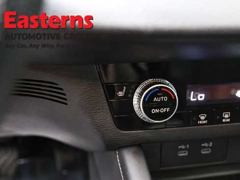 Used 2025 Mitsubishi Outlander SE AWD/4WD image 20