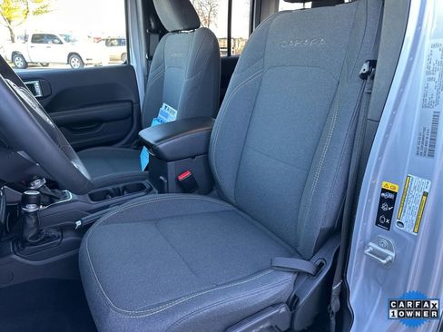 Used 2024 Jeep Wrangler Sahara image 58