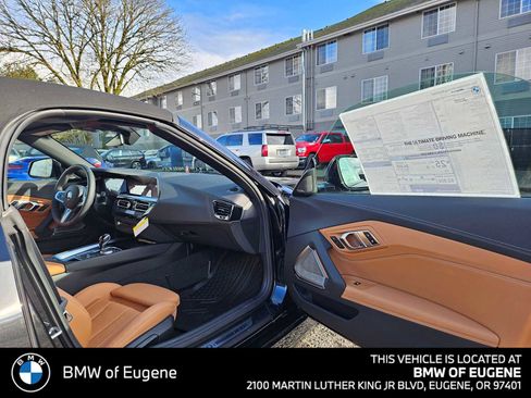 New 2026 BMW Z4 M40i w/ Premium Package image 10