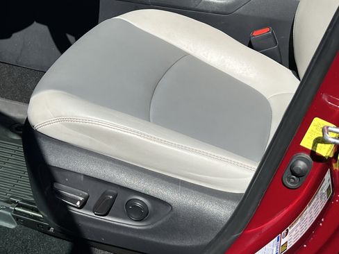 Used 2019 Toyota RAV4 Limited w/ All Weather Liner Package AWD/4WD image 10