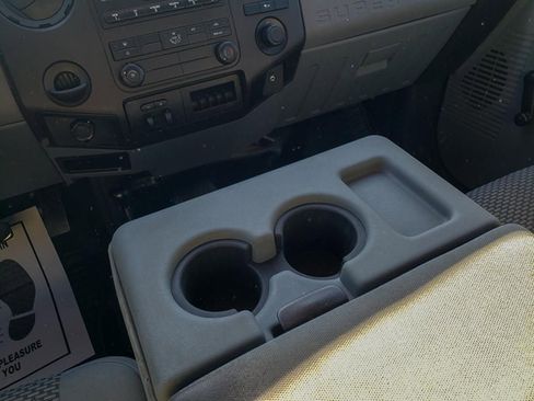 Used 2016 Ford F250 XL w/ XL Appearance Package image 19