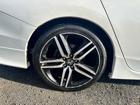 Used 2017 Honda Accord Sport Special Edition image 14