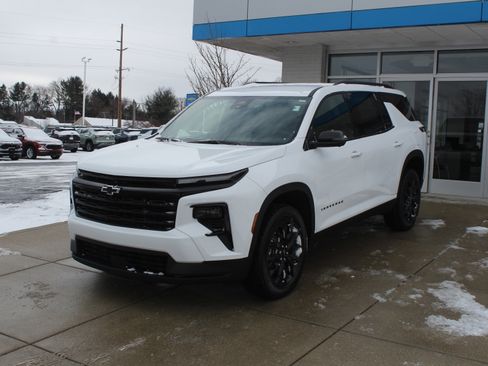 New 2026 Chevrolet Traverse LT w/ Midnight/Sport Edition image 7