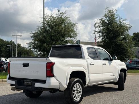 Used 2024 Toyota Tacoma SR5 RWD image 4