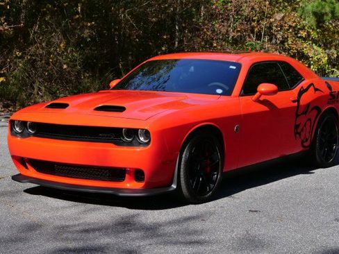 Used 2022 Dodge Challenger SRT Hellcat Redeye image 6
