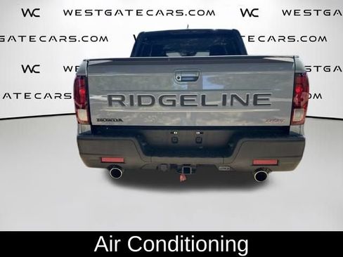 Used 2025 Honda Ridgeline Sport image 5