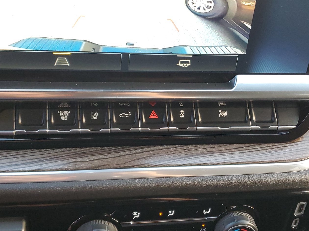 Used 2026 Chevrolet Silverado 2500 LT AWD/4WD image 24