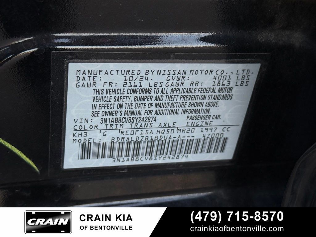 Used 2025 Nissan Sentra SV FWD image 33