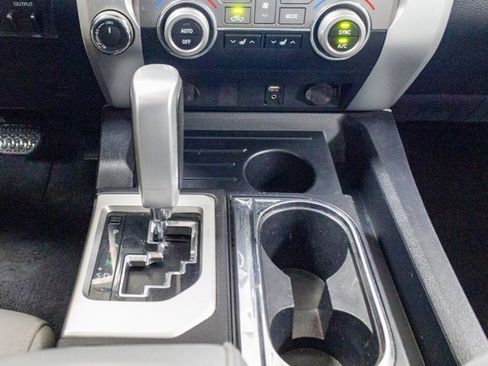 Used 2019 Toyota Tundra Limited image 19