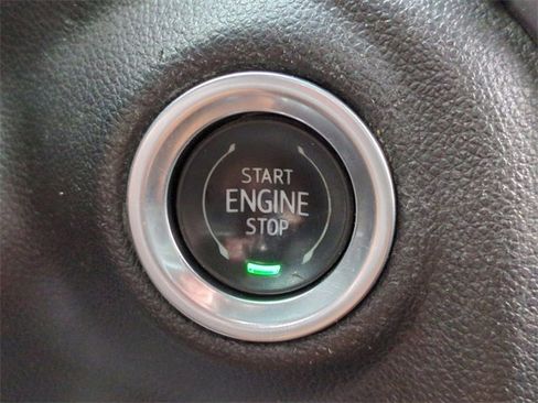 Used 2020 GMC Sierra 1500 Elevation w/ Elevation Value Package image 26