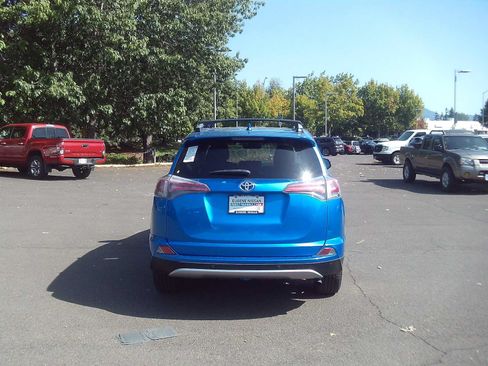 Used 2016 Toyota RAV4 Limited w/ Advanced Technology Package AWD/4WD image 4