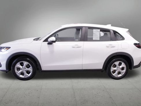 Certified 2024 Honda HR-V LX image 3