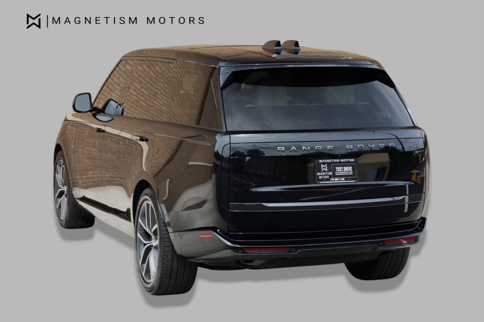 Used 2024 Land Rover Range Rover Long Wheelbase SE AWD/4WD image 10