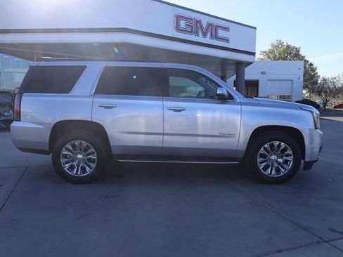 Used 2020 GMC Yukon SLT w/ Open Road Package AWD/4WD image 7