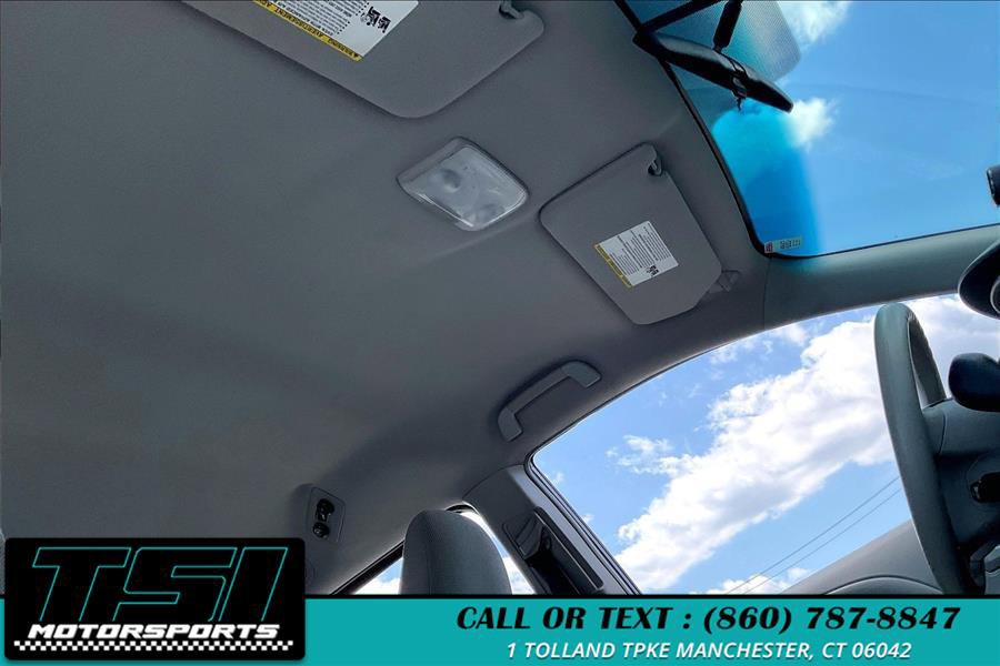 Used 2013 Toyota Sienna L FWD image 21