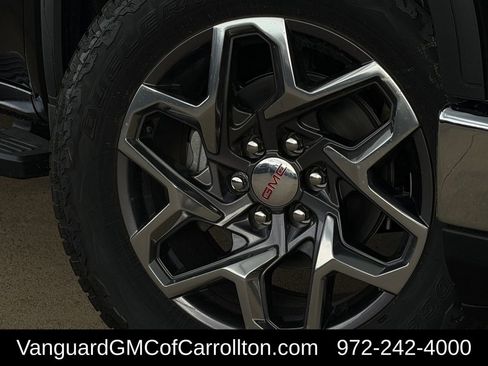 New 2026 GMC Sierra 1500 SLT AWD/4WD image 9