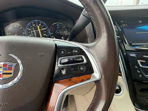 Used 2015 Cadillac Escalade Luxury AWD/4WD image 23