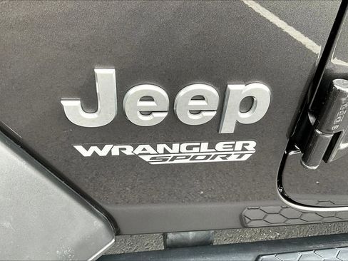 Used 2020 Jeep Wrangler Sport image 24