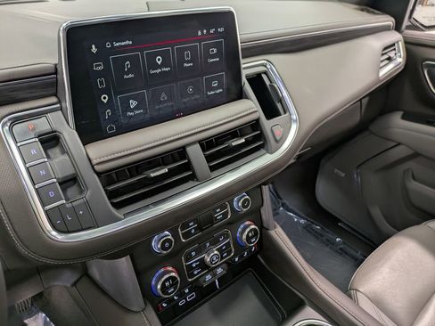 Used 2023 GMC Yukon SLT w/ SLT Premium Package image 10