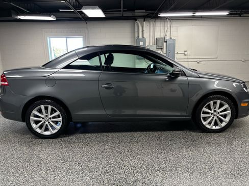 Used 2012 Volkswagen Eos Komfort image 5