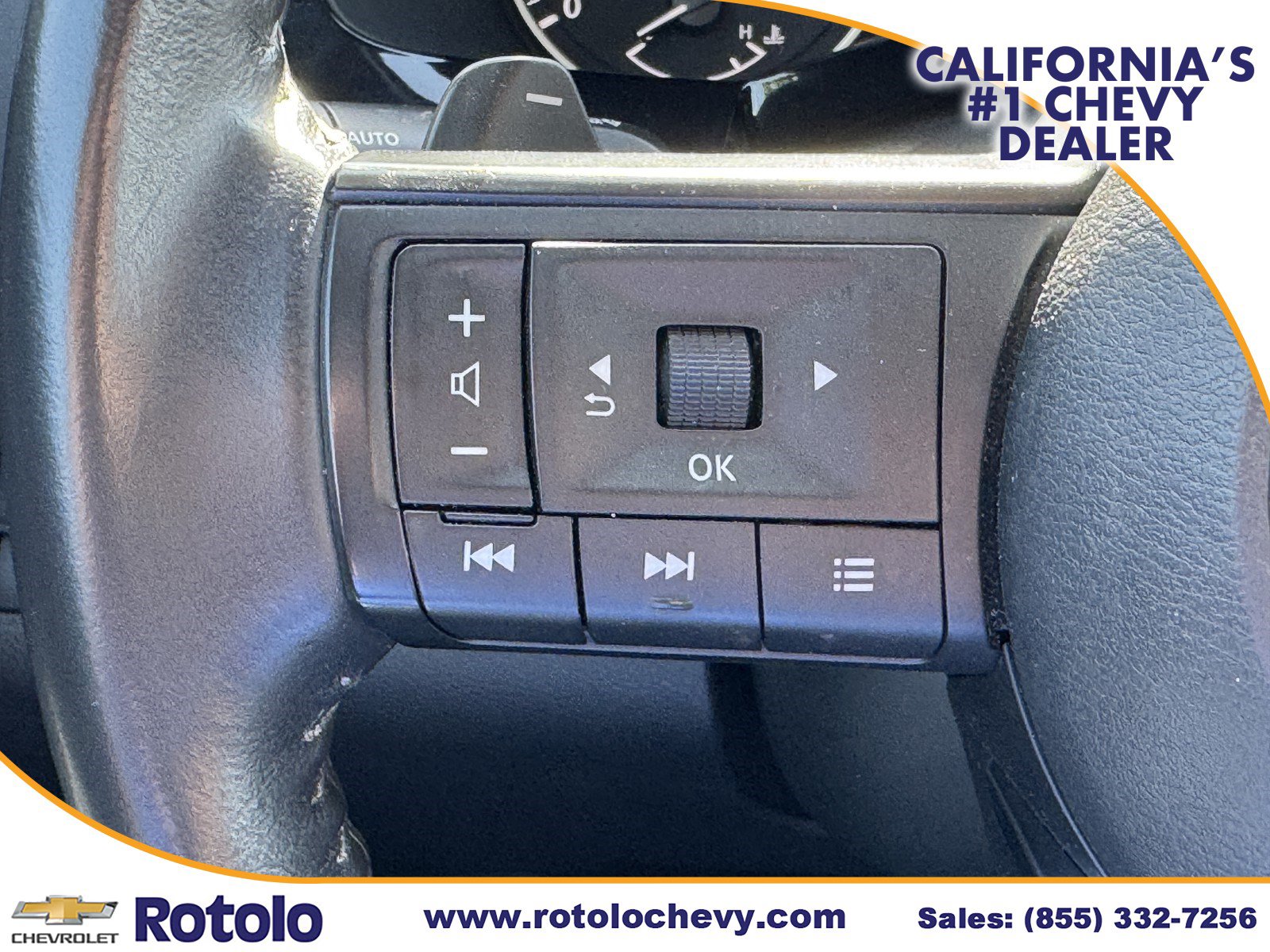 Used 2024 Nissan Pathfinder SV AWD/4WD image 23