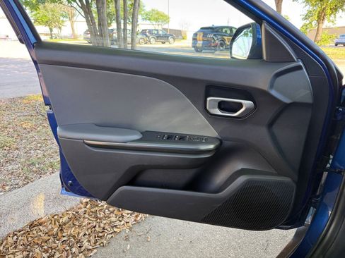 Used 2025 Kia K4 LXS image 18