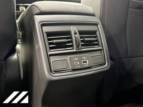 Used 2026 Subaru Outback Premium AWD/4WD image 27