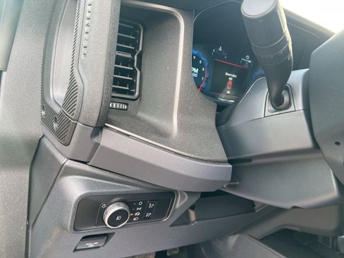 New 2025 Ford Bronco Badlands image 19