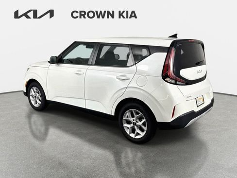 Certified 2024 Kia Soul LX w/ Option Group 015 FWD image 7