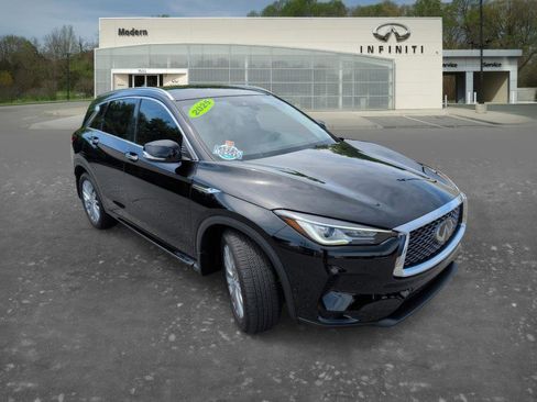 Certified 2025 INFINITI QX50 Luxe AWD/4WD image 2