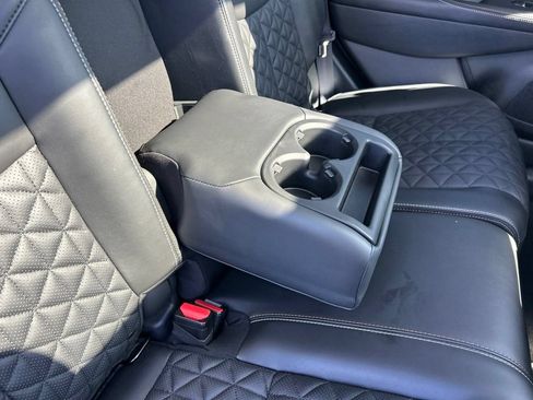 Certified 2024 Nissan Murano Platinum w/ Cargo Package FWD image 52